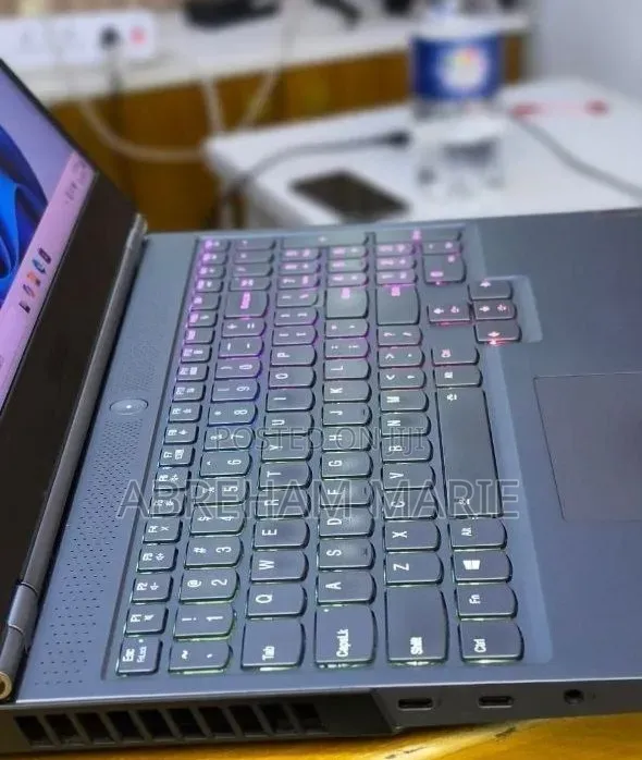 New Laptop Lenovo Legion 7 16GB Intel Core i7 SSD 512GB