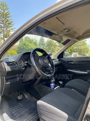 Suzuki Dzire 2022 Silver