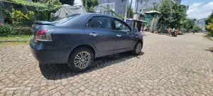 Toyota Belta 2007 Gray