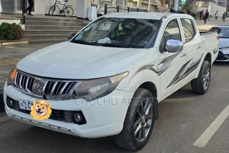 Mitsubishi L200 2015 White