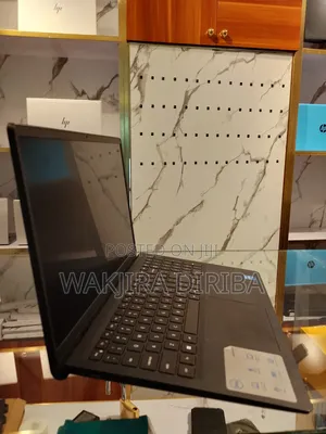 New Laptop Dell Inspiron 15 16GB Intel Core i5 SSD 512GB