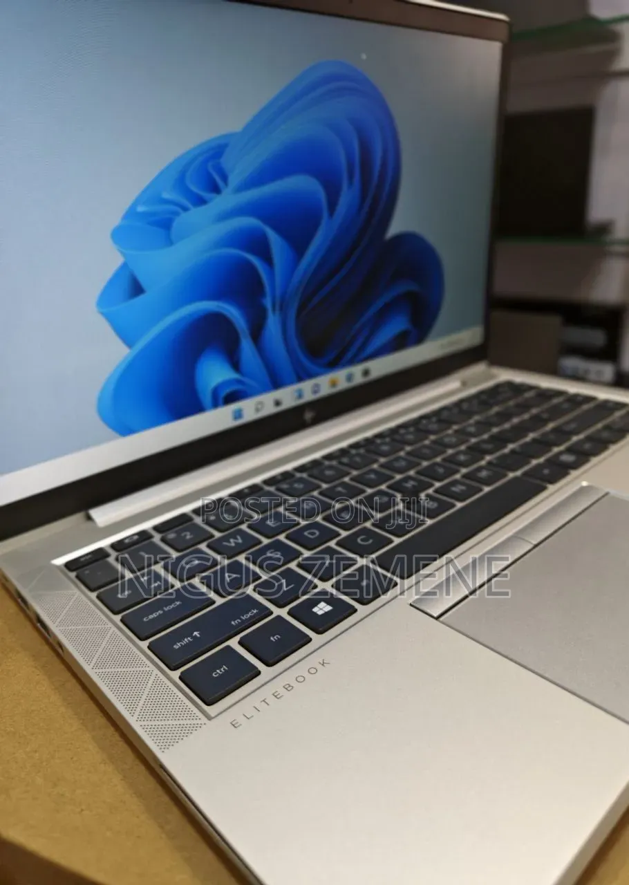 New Laptop HP EliteBook 840 G7 16GB Intel Core i7 SSD 512GB