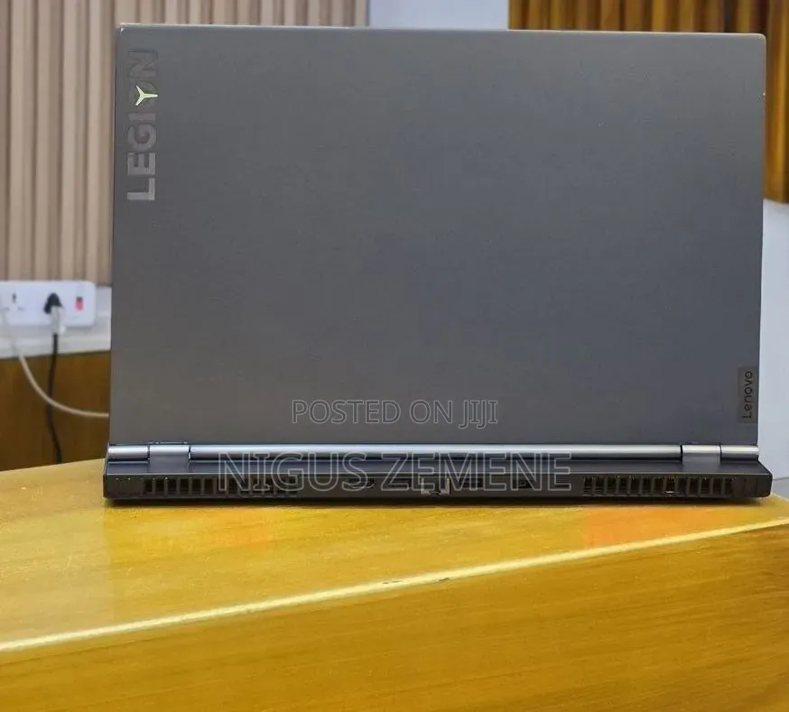 New Laptop Lenovo Lrgion 7i 16GB Intel Core i7 SSD 512GB