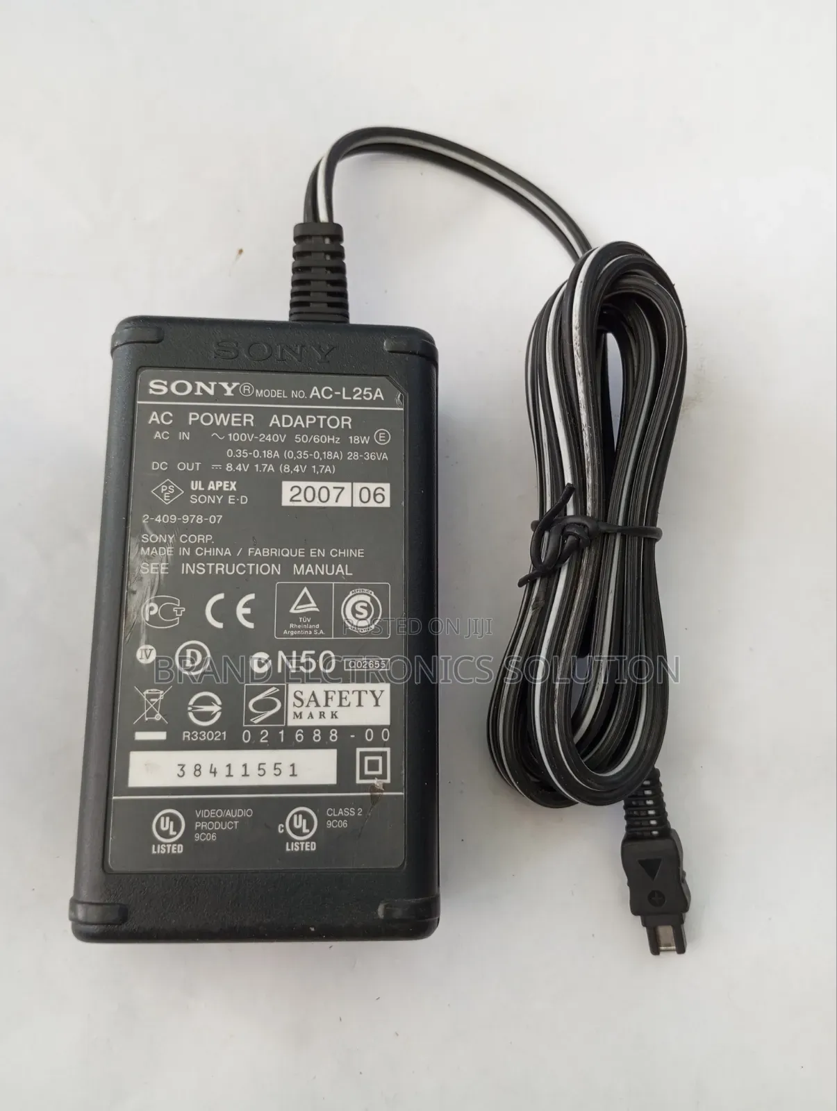 Video Camera Charge