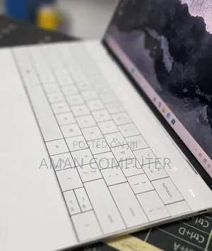 New Laptop Dell XPS 13 16GB Intel Core i7 SSD 512GB