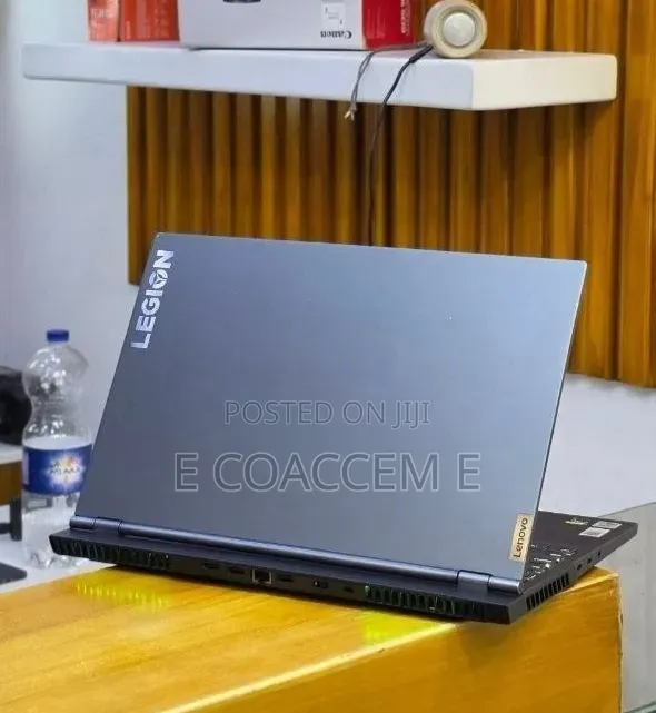 New Laptop Lenovo Legion 7 16GB Intel Core i7 SSD 512GB
