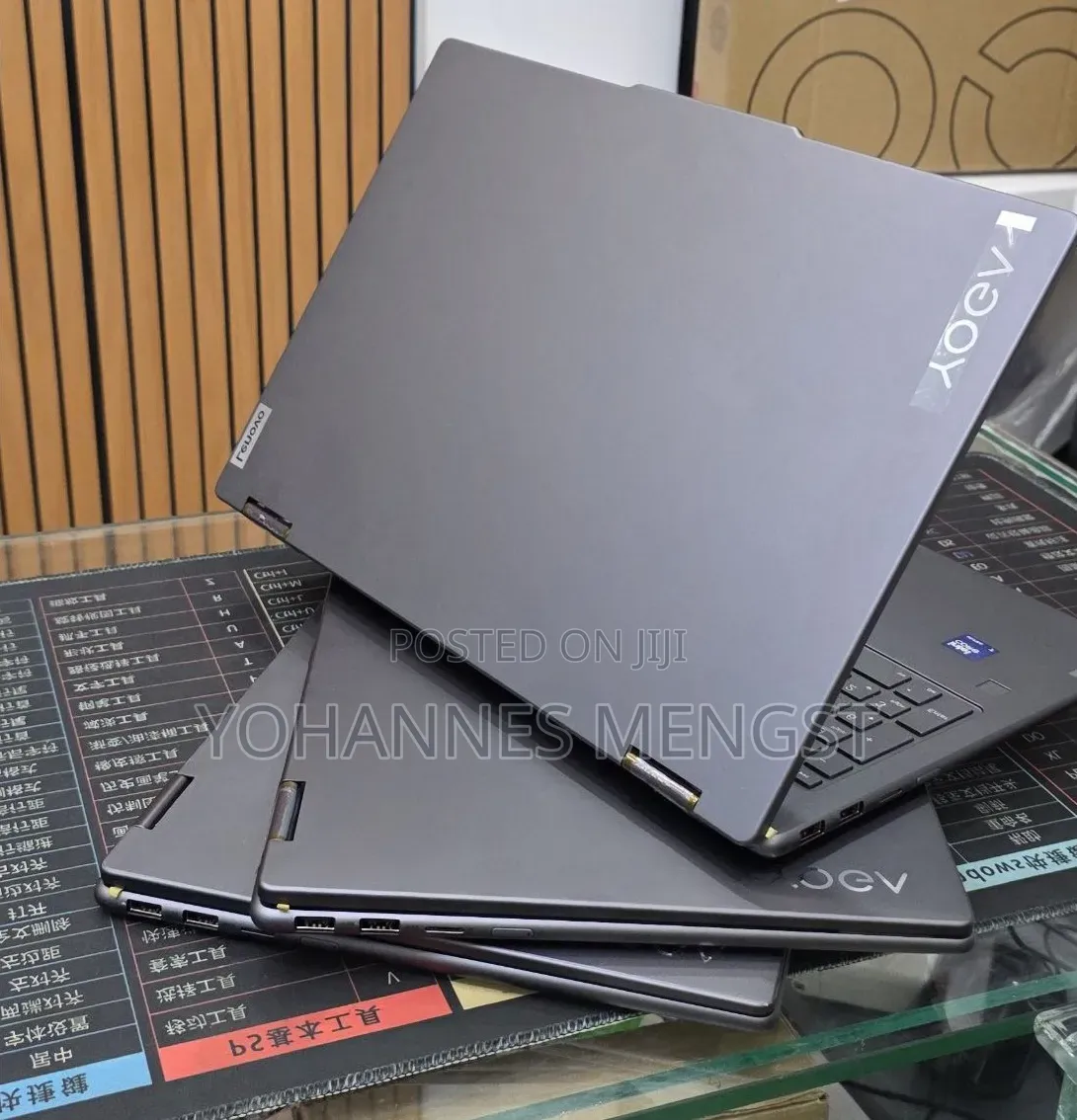 New Laptop Lenovo Yoga 7i 16GB Intel Core Ultra 7 SSD 512GB