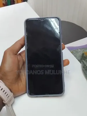 New Samsung Galaxy A04e 32 GB Black