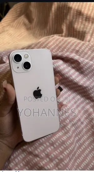 Apple iPhone 13 128 GB White
