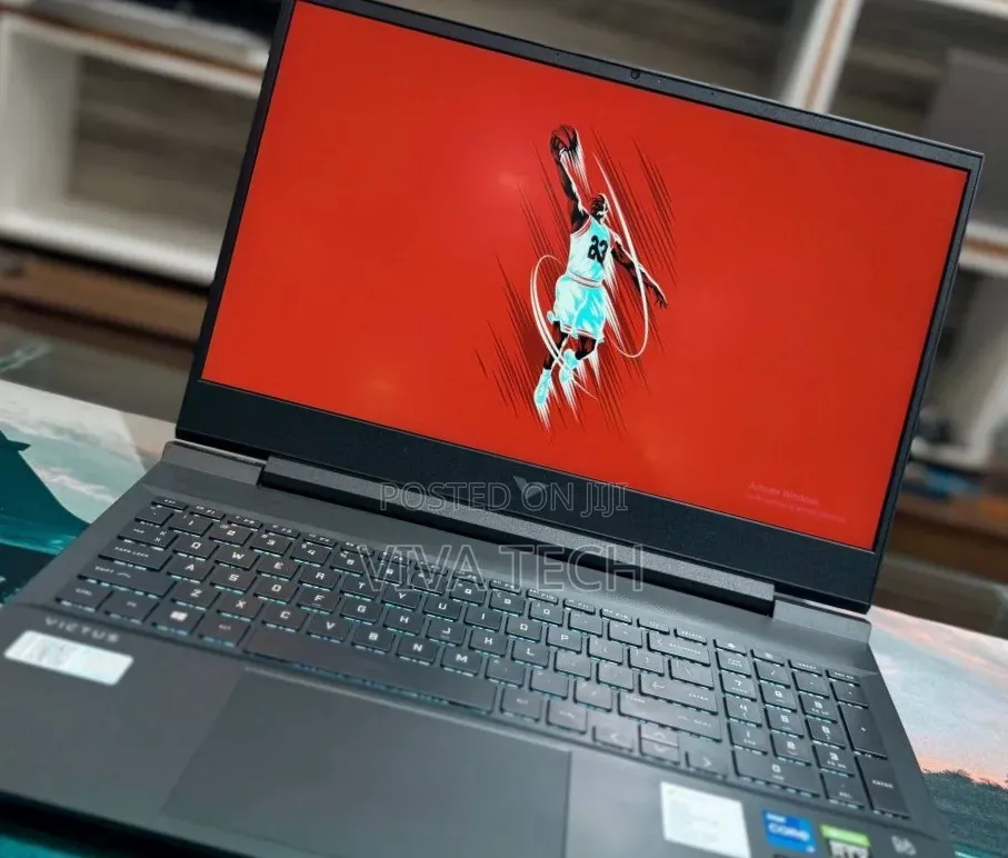 New Laptop HP Victus 16 16GB Intel Core i7 SSD 512GB