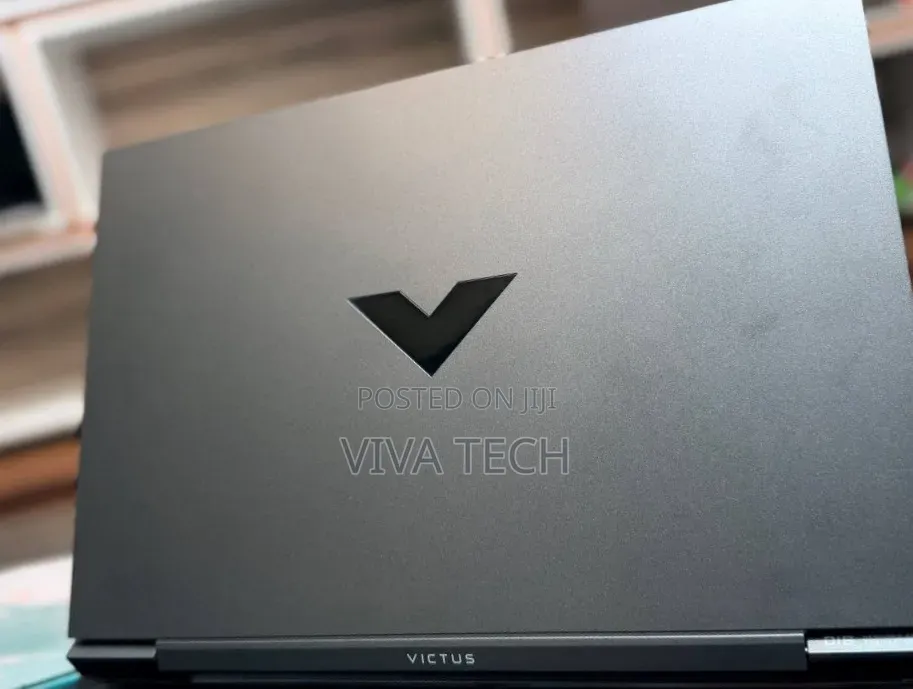 New Laptop HP Victus 16 16GB Intel Core i7 SSD 512GB