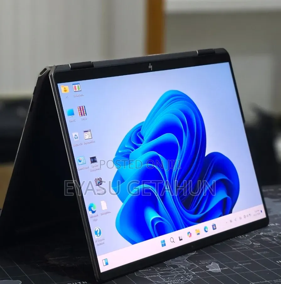 New Laptop HP Spectre X360 16GB Intel Core i7 SSD 512GB