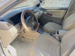 Toyota Corolla 2005 Silver