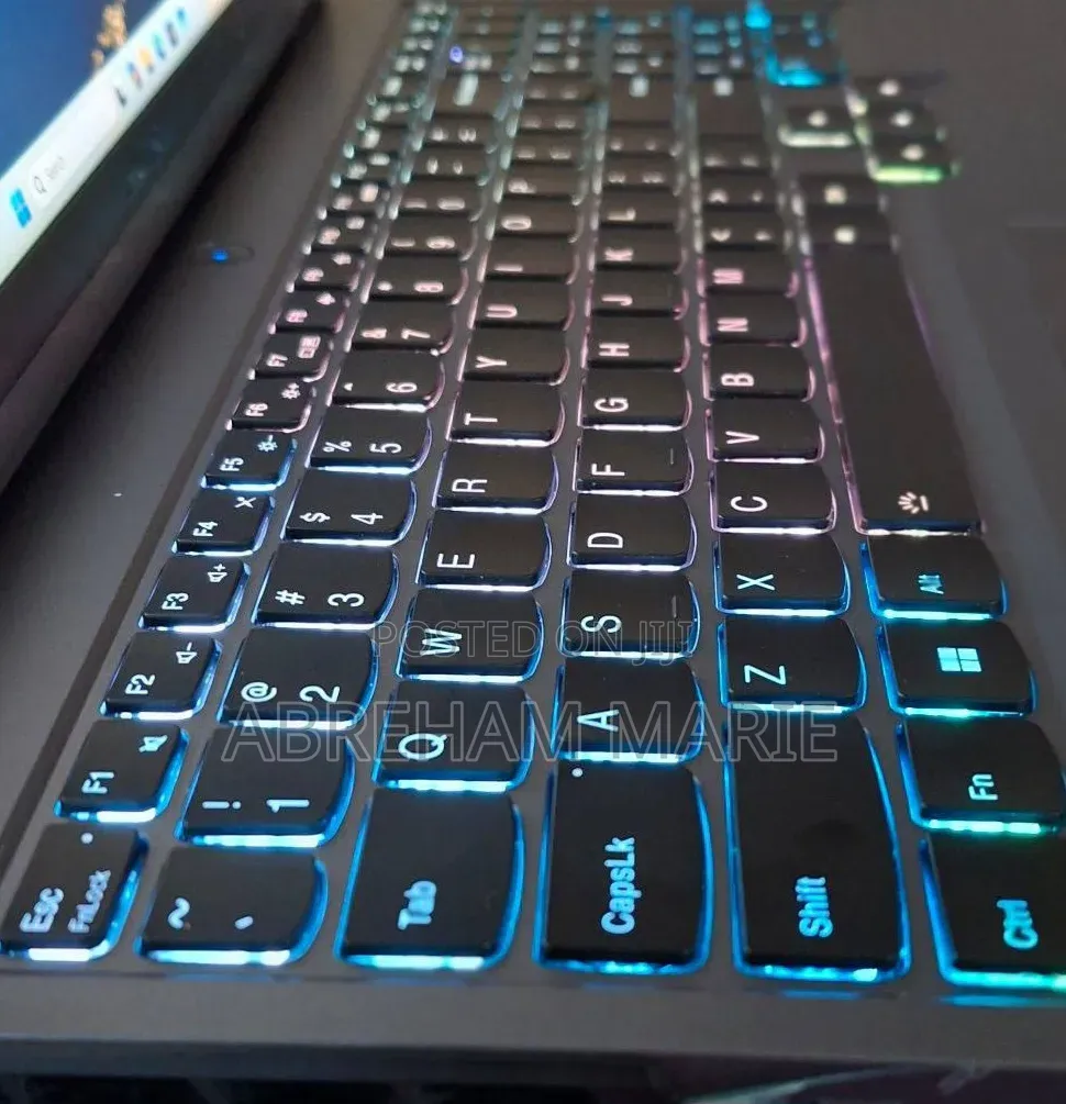 New Laptop Lenovo Legion 5 16GB AMD Ryzen 7 SSD 512GB