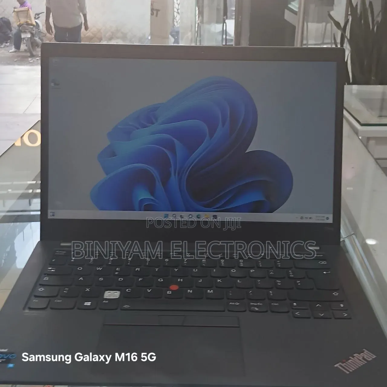 New Laptop Lenovo ThinkPad T14s Gen 2 8GB Intel Core i5 SSD 512GB