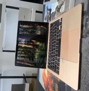 New Laptop Apple MacBook Air 8GB Apple M1 SSD 256GB