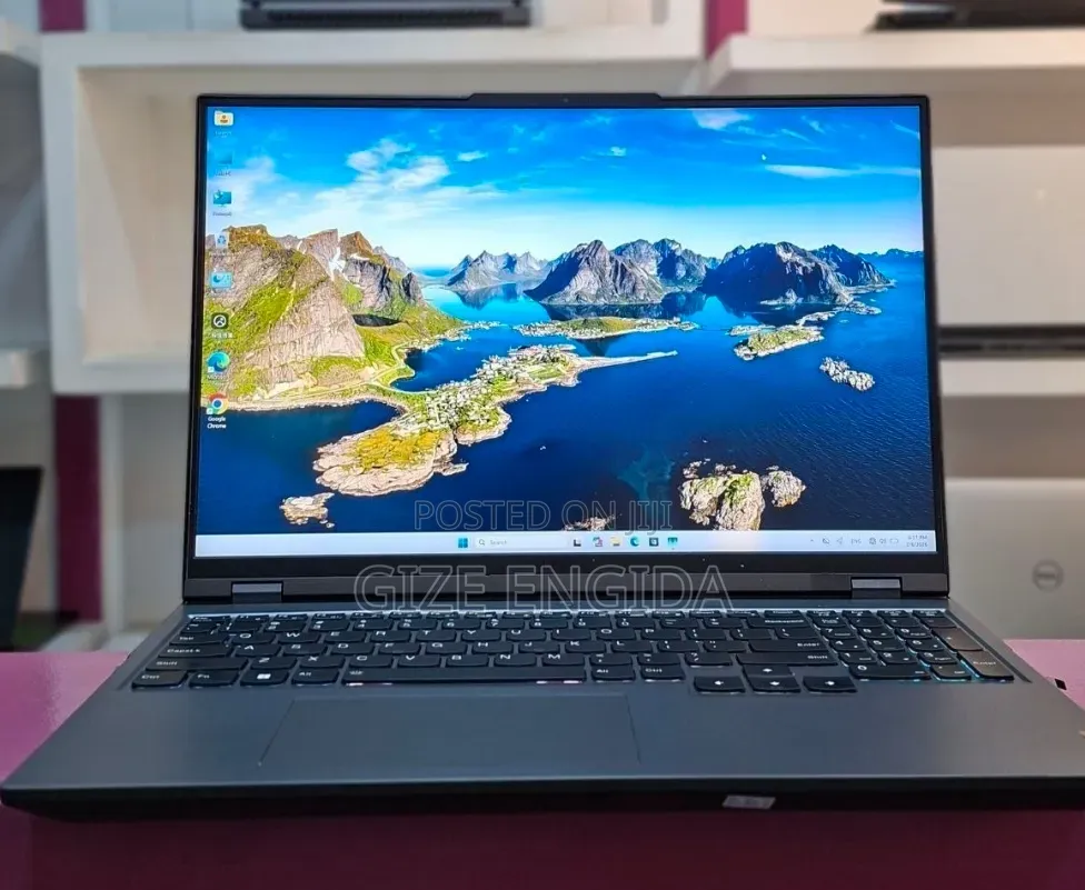 New Laptop Lenovo Legion 5 16GB AMD Ryzen 7 SSD 512GB