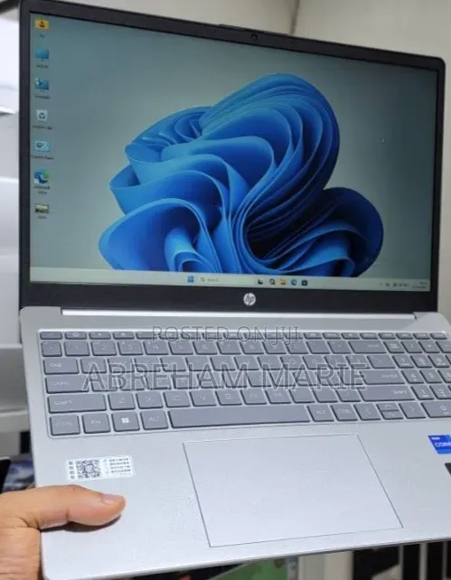 New Laptop HP Stream Notebook 16GB Intel Core i7 SSD 1T