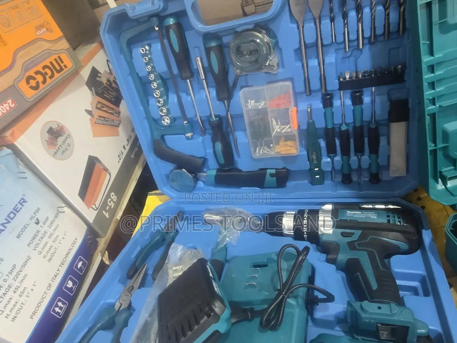 MAKITA Rechargeable Drill – Full Accessories