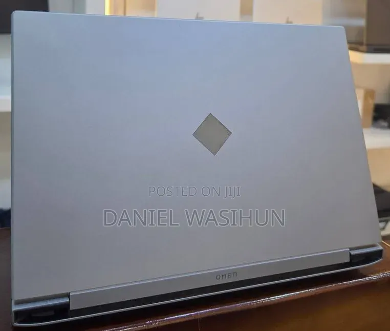 New Laptop HP Omen 16 16GB Intel Core i7 SSD 1T