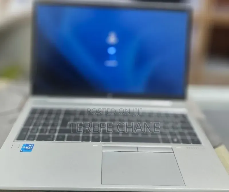 New Laptop HP EliteBook 850 G8 16GB Intel Core i5 SSD 512GB
