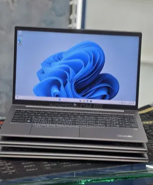 New Laptop HP ZBook 15 16GB Intel Core i5 SSD 512GB