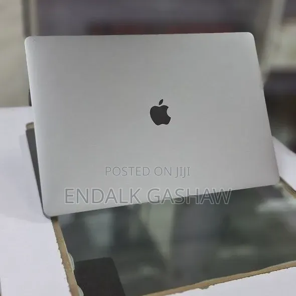 New Laptop Apple MacBook Pro 2019 64GB Intel Core i9 SSD 512GB