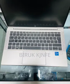 New Laptop HP EliteBook 830 G8 16GB Intel Core i5 SSD 512GB
