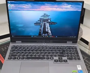 New Laptop Lenovo LOQ 15IRH8 8GB Intel Core i5 SSD 512GB