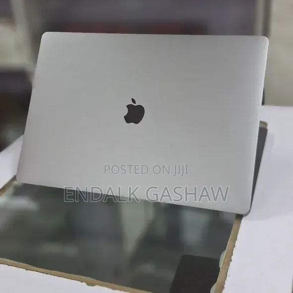 New Laptop Apple MacBook Pro 2019 64GB Intel Core i9 SSD 512GB
