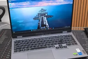 New Laptop Lenovo LOQ 15ARP9 8GB Intel Core i5 SSD 512GB