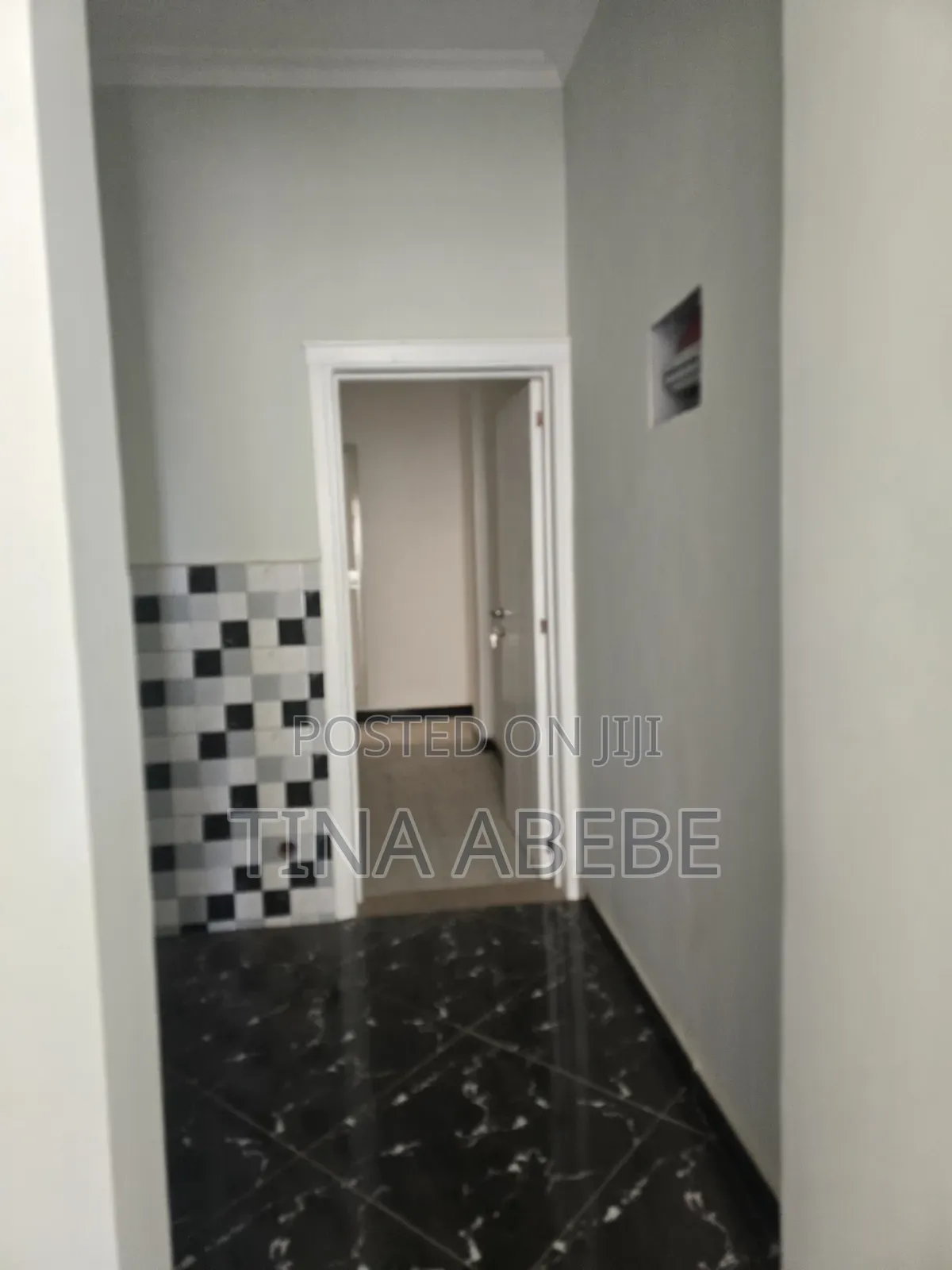 Furnished 20bdrm Apartment in Akaky Kaliti for sale