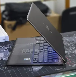 New Laptop HP Spectre 16GB Intel Core i7 SSD 512GB