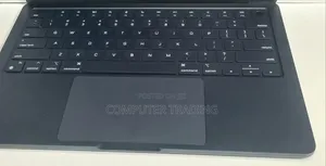 New Laptop Apple MacBook Air 2022 M2 8GB Intel Core i7 SSD 256GB