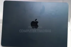 New Laptop Apple MacBook Air 2022 M2 8GB Intel Core i7 SSD 256GB