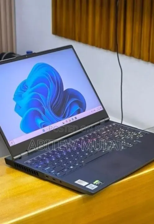 New Laptop Lenovo Legion 7 16GB Intel Core i7 SSD 512GB