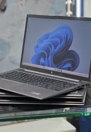 New Laptop HP ZBook 15 16GB Intel Core i5 SSD 512GB