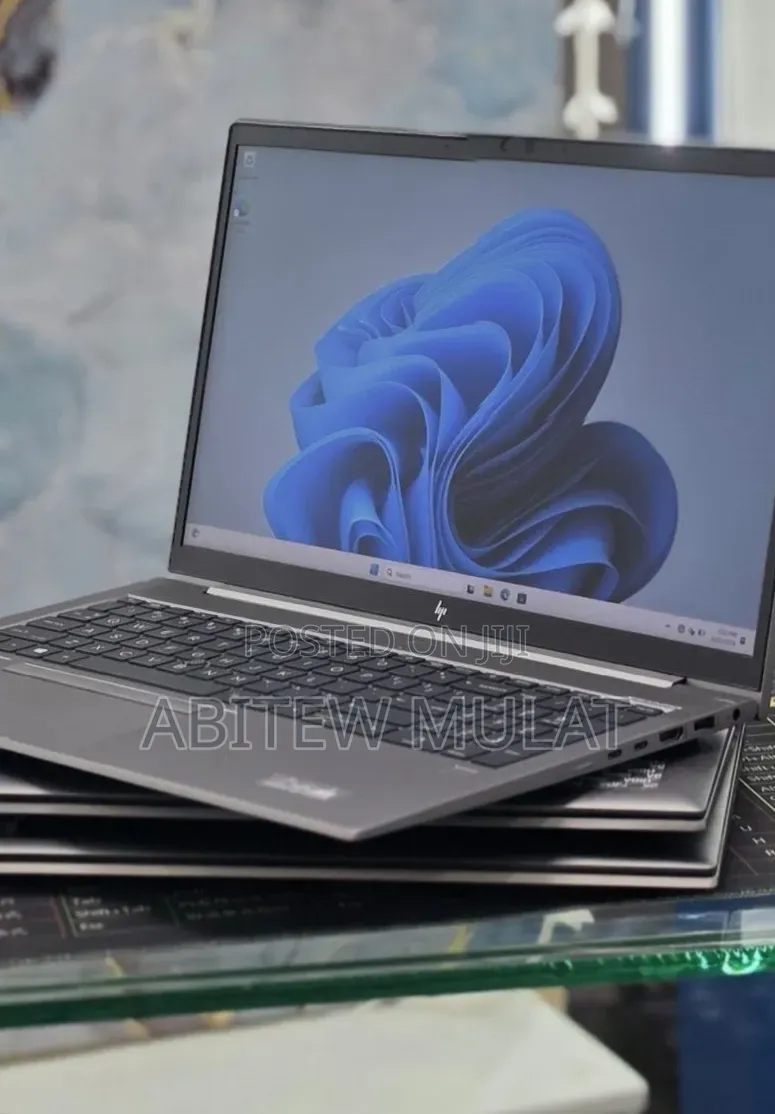 New Laptop HP ZBook 15 16GB Intel Core i5 SSD 512GB