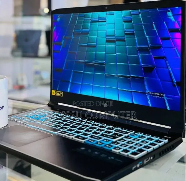 New Laptop Acer Predator Helios Neo 16 16GB Intel Core i7 SSD 512GB