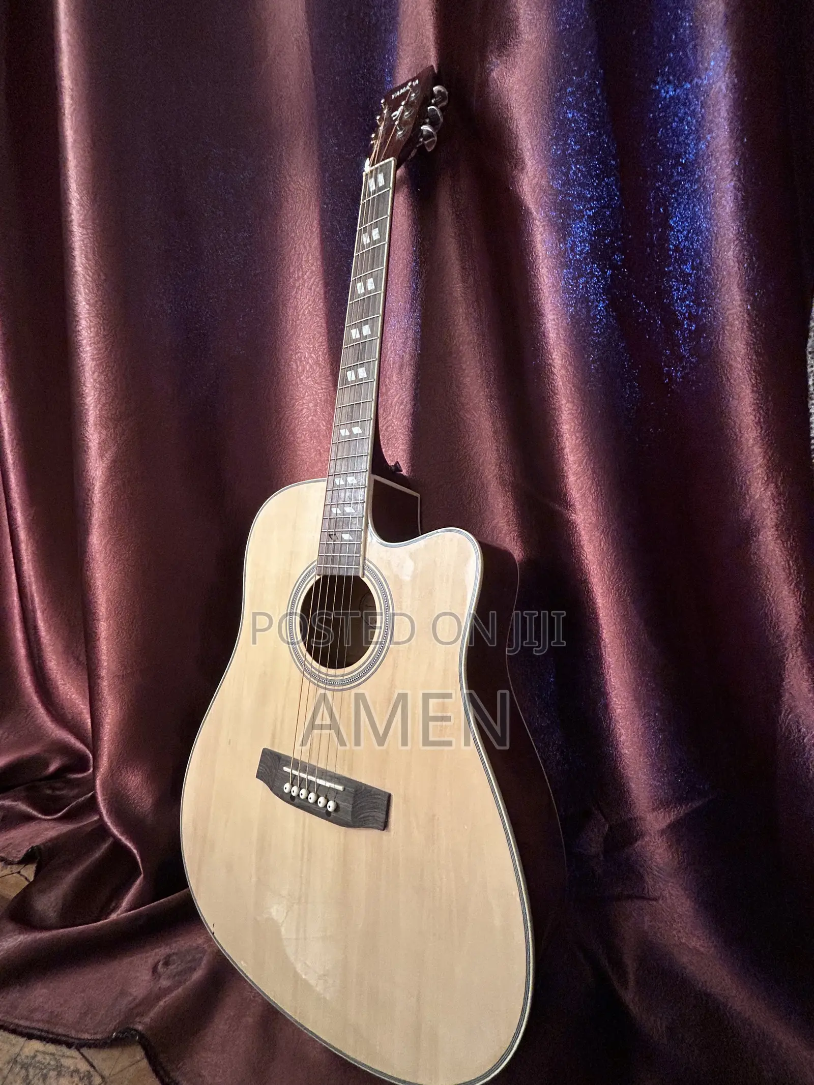 YAMAHA Guitar