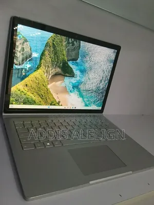 New Laptop Microsoft Surface Book 2 16GB Intel Core i7 SSD 512GB