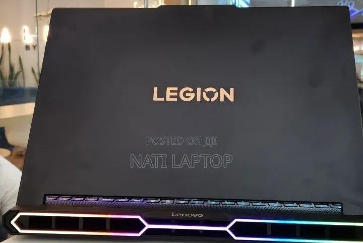 New Laptop Lenovo Legion 5i 32GB Intel Core Ultra 9 SSD 2T