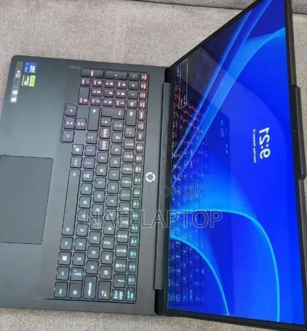 New Laptop Lenovo Legion 5i 32GB Intel Core Ultra 9 SSD 2T