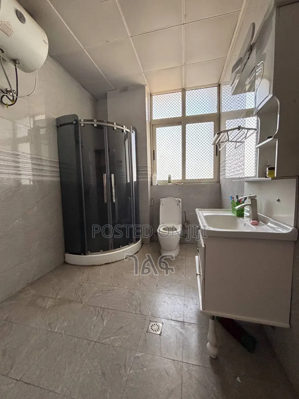 3bdrm Apartment in ሳርቤት ለ20 ቀን ብቻ የሚቆይ, Bole for sale