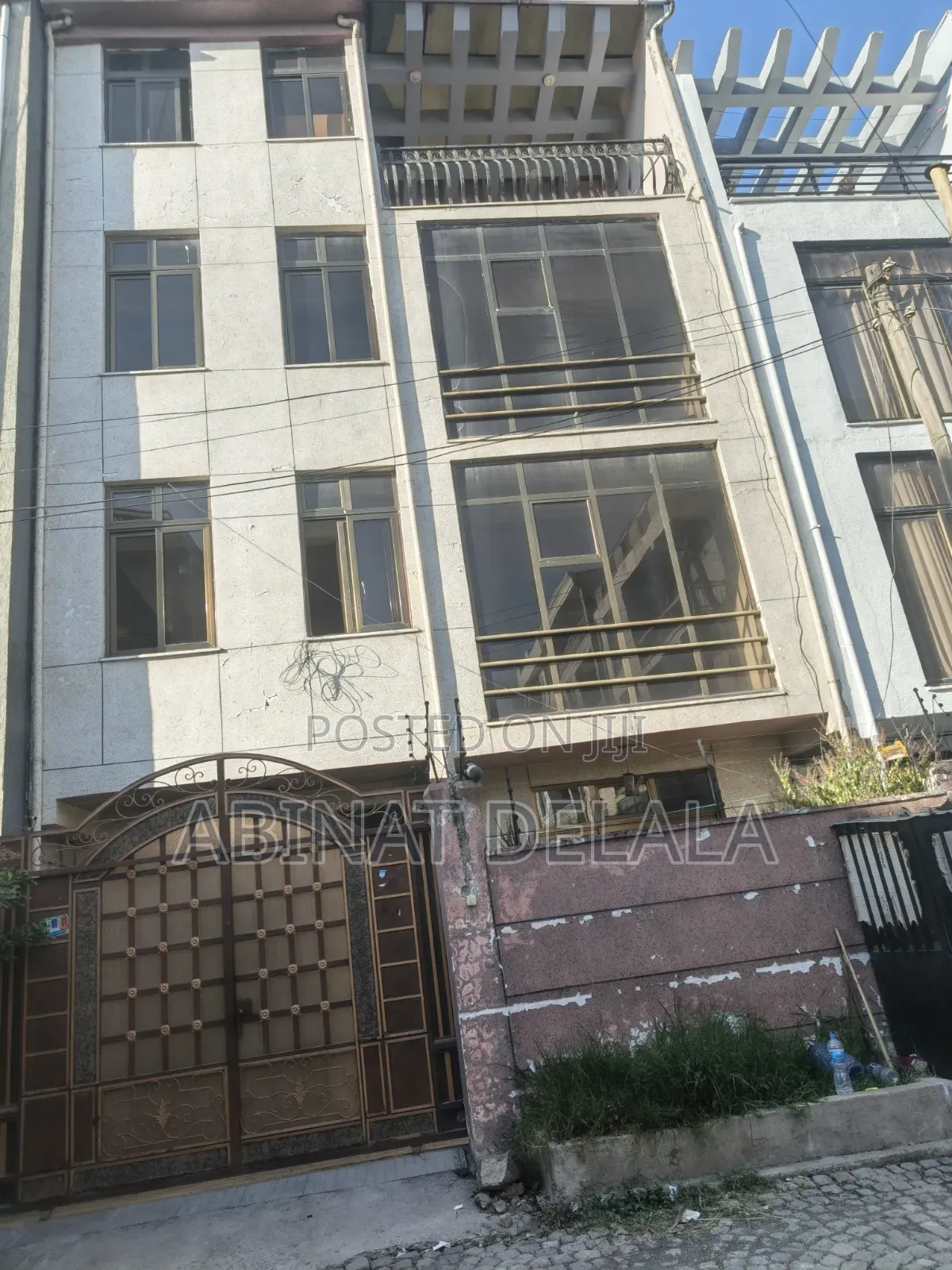 6bdrm House in Nifas Silk-Lafto for sale