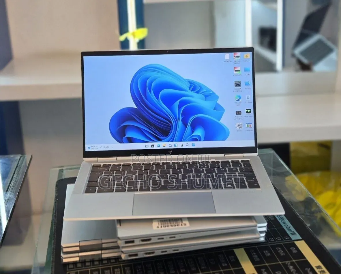 New Laptop HP EliteBook x360 1030 G8 16GB Intel Core i7 SSD 512GB