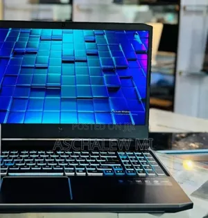 New Laptop Acer Predator Helios 300 16GB Intel Core i7 SSD 512GB