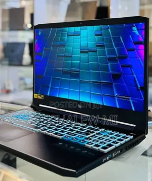 New Laptop Acer Predator Helios 300 16GB Intel Core i7 SSD 512GB