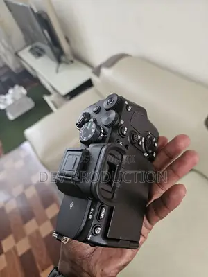 Sony Alpha 7 Camera + Sigma 24–70mm