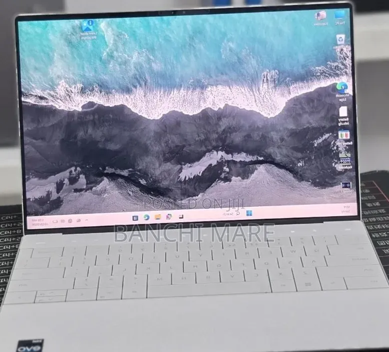 New Laptop Dell XPS 13 16GB Intel Core i7 SSD 512GB